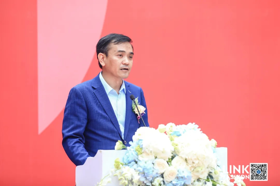 全國工商聯紡織服裝業商會秘書長朱鈞先生.jpg